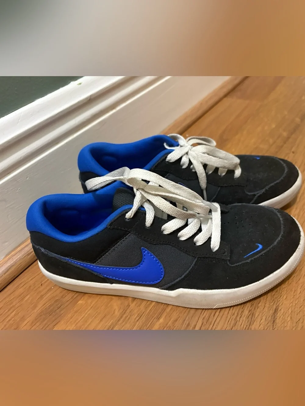 Nike Kids SB Force 58 Black and Blue Low-Top Sneakers with White Laces
